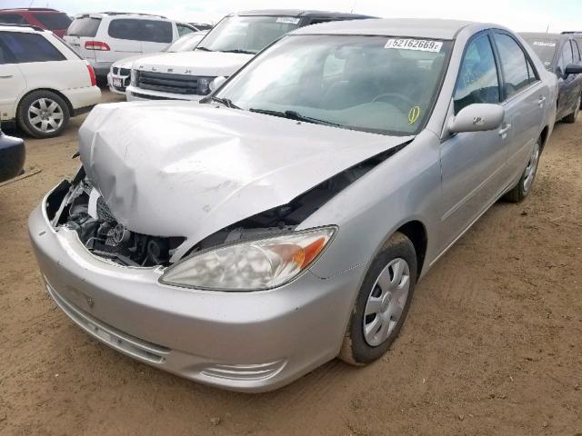 4T1BE32K72U062738 - 2002 TOYOTA CAMRY LE SILVER photo 2