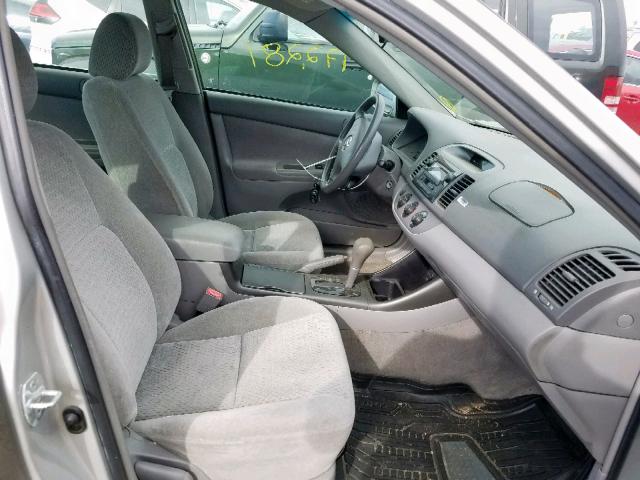 4T1BE32K72U062738 - 2002 TOYOTA CAMRY LE SILVER photo 5