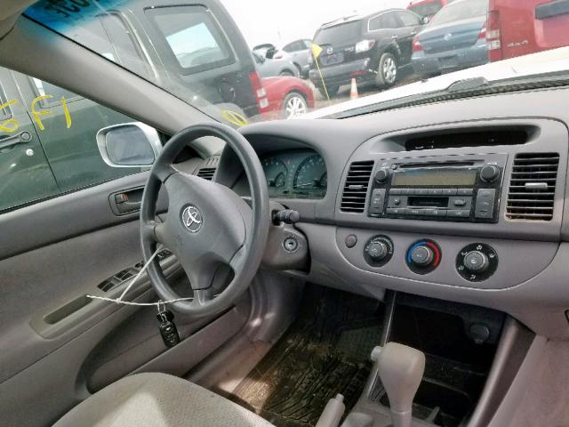 4T1BE32K72U062738 - 2002 TOYOTA CAMRY LE SILVER photo 9
