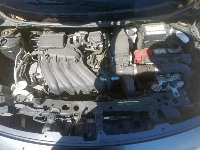 3N1CN7APXHL839092 - 2017 NISSAN VERSA S GRAY photo 7