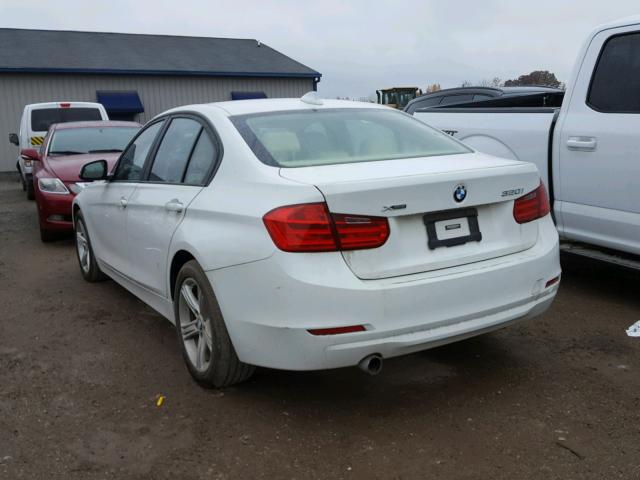 WBA3C3C58EF987106 - 2014 BMW 320 I WHITE photo 3