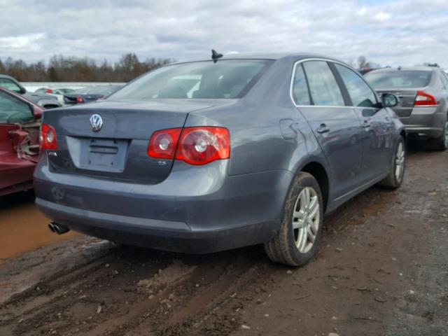 3VWSG71K17M031128 - 2007 VOLKSWAGEN JETTA 2.5 GRAY photo 4