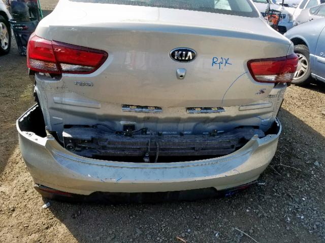 3KPA24AB4JE086279 - 2018 KIA RIO LX GOLD photo 9