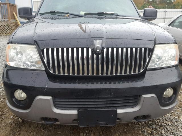 5LMFU27R34LJ16966 - 2004 LINCOLN NAVIGATOR 黑色 照片 10