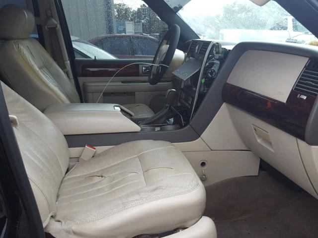 5LMFU27R34LJ16966 - 2004 LINCOLN NAVIGATOR 黑色 照片 5