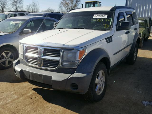 1D8GU28K07W640156 - 2007 DODGE NITRO SXT WHITE photo 2