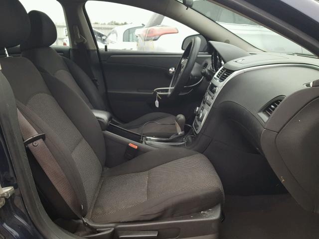 1G1ZC5E01AF214670 - 2010 CHEVROLET MALIBU 1LT BLUE photo 5