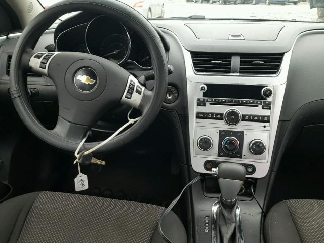 1G1ZC5E01AF214670 - 2010 CHEVROLET MALIBU 1LT BLUE photo 9