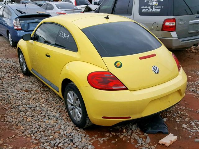 3VWF17AT7FM641545 - 2015 VOLKSWAGEN BEETLE 1.8 YELLOW photo 3