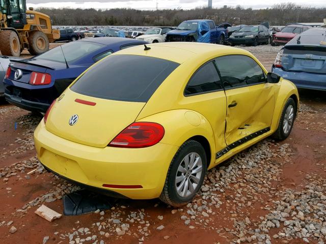 3VWF17AT7FM641545 - 2015 VOLKSWAGEN BEETLE 1.8 YELLOW photo 4