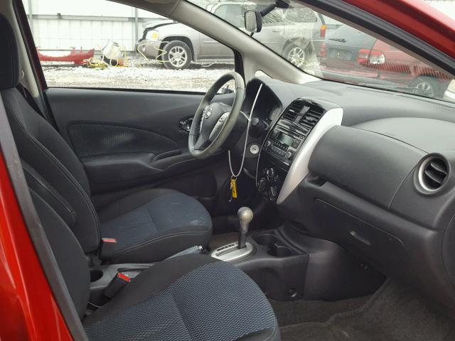 3N1CE2CPXFL360099 - 2015 NISSAN VERSA NOTE RED photo 5