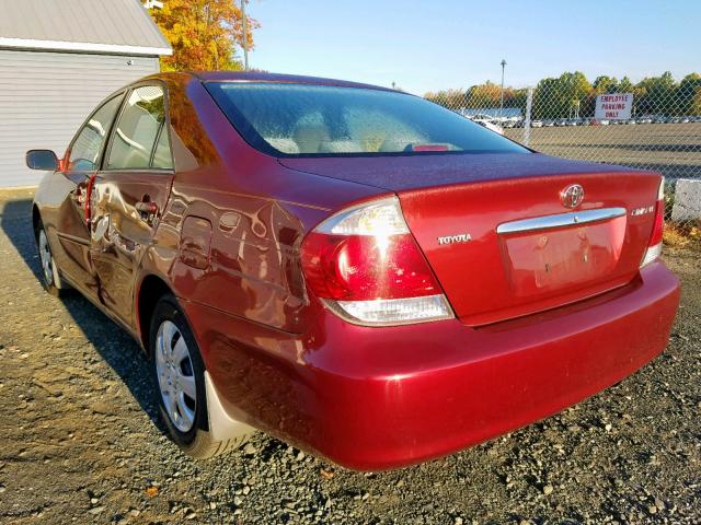 4T1BE32K15U010686 - 2005 TOYOTA CAMRY LE RED photo 3