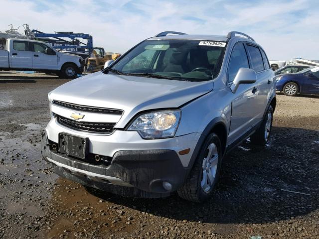 3GNAL2EK9CS572917 - 2012 CHEVROLET CAPTIVA SP SILVER photo 2