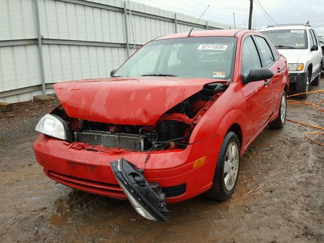 1FAFP34N37W336218 - 2007 FORD FOCUS ZX4 RED photo 2