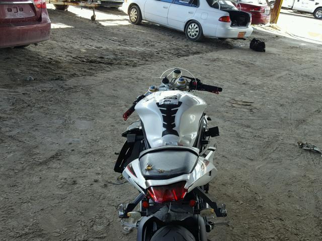 SMTA02YK8EJ609605 - 2014 TRIUMPH MOTORCYCLE DAYTONA 67 WHITE photo 9