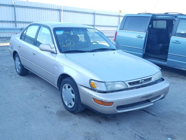 2T1BB02E9TC152512 - 1996 TOYOTA COROLLA DX SILVER photo 1