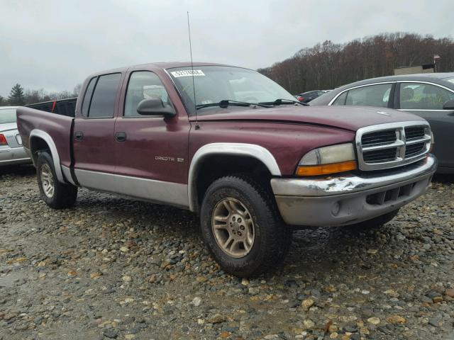 1B7GG2AX81S140935 - 2001 DODGE DAKOTA QUA RED photo 1