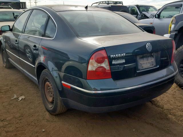 WVWPD63B81P134654 - 2001 VOLKSWAGEN PASSAT GLS GREEN photo 3