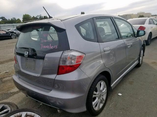 JHMGE8H45AC019549 - 2010 HONDA FIT SPORT SILVER photo 4