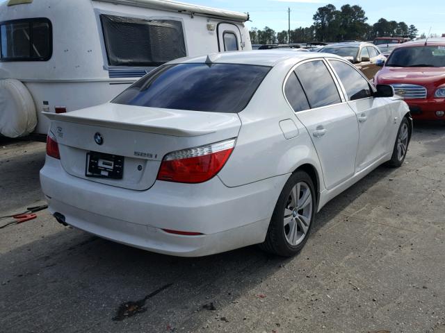 WBANV1C57AC158367 - 2010 BMW 528 XI WHITE photo 4