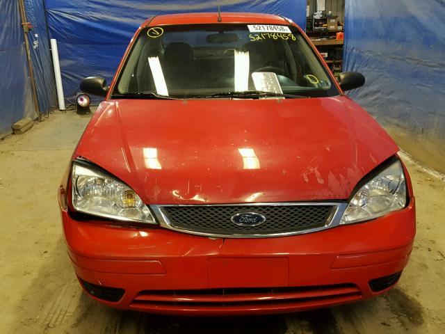 1FAFP34N26W100755 - 2006 FORD FOCUS ZX4 RED photo 9