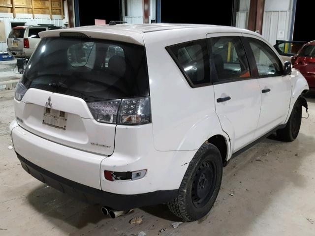 JA4MS31XX7Z008132 - 2007 MITSUBISHI OUTLANDER WHITE photo 4