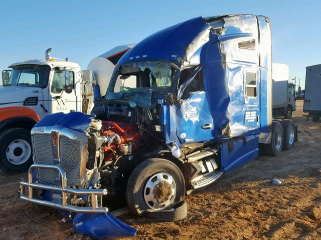 1XKYD49X7HJ144993 - 2017 KENWORTH CONSTRUCTI BLUE photo 2