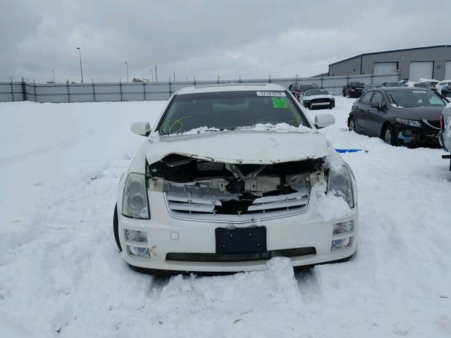 1G6DW677750174405 - 2005 CADILLAC STS WHITE photo 9