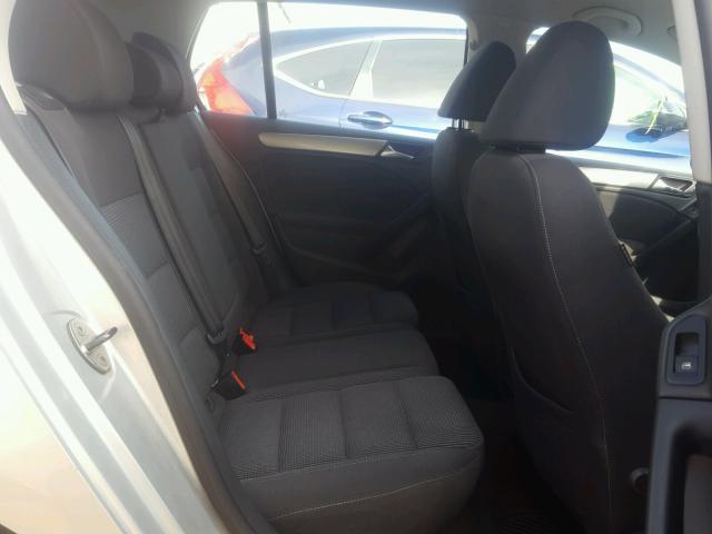 WVWDB7AJ0CW077142 - 2012 VOLKSWAGEN GOLF 银色 照片 6