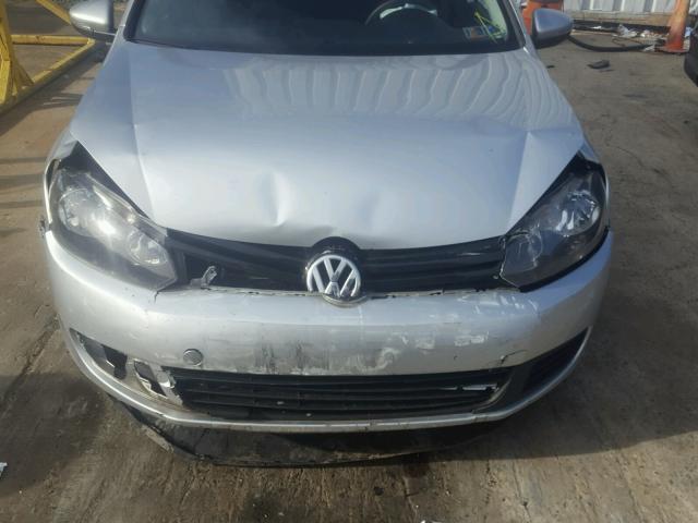 WVWDB7AJ0CW077142 - 2012 VOLKSWAGEN GOLF 银色 照片 9