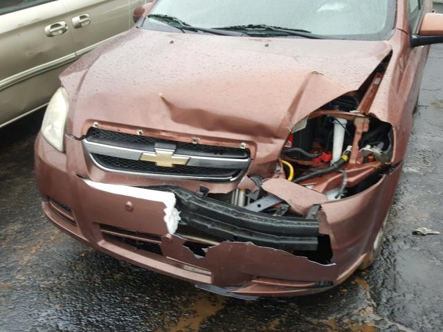 KL1TD5DE6BB243881 - 2011 CHEVROLET AVEO LS 棕色 照片 9