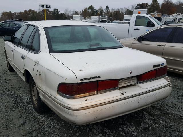 2FALP74W4VX222300 - 1997 FORD CROWN VICT WHITE photo 3