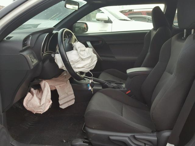 JTKJF5C72D3059864 - 2013 TOYOTA SCION TC თეთრი ფოტო 5