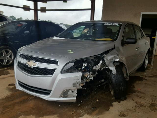 1G11B5SA5DF333534 - 2013 CHEVROLET MALIBU LS 银色 照片 2