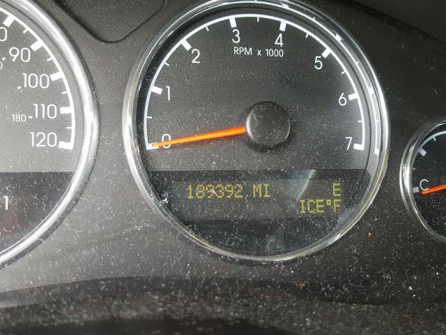 1GNDV23L05D240113 - 2005 CHEVROLET UPLANDER L წითელი ფოტო 8