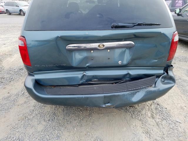 1A4GP45R16B582187 - 2006 CHRYSLER TOWN & COU GREEN photo 9