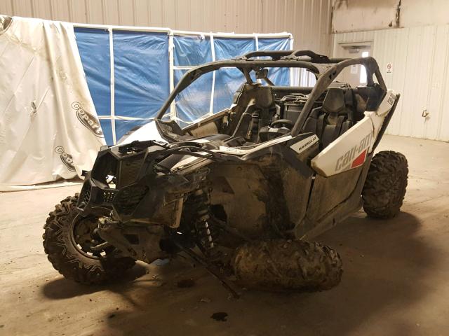 3JBVGAW25HK000907 - 2017 CAN-AM MAVERICK X WHITE photo 2