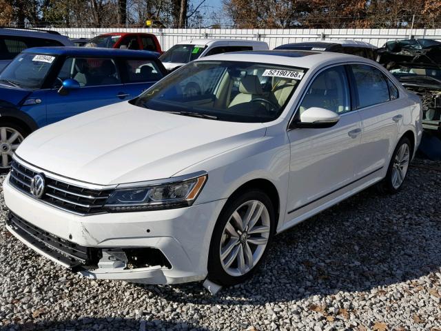 1VWGT7A36HC077230 - 2017 VOLKSWAGEN PASSAT SE WHITE photo 2