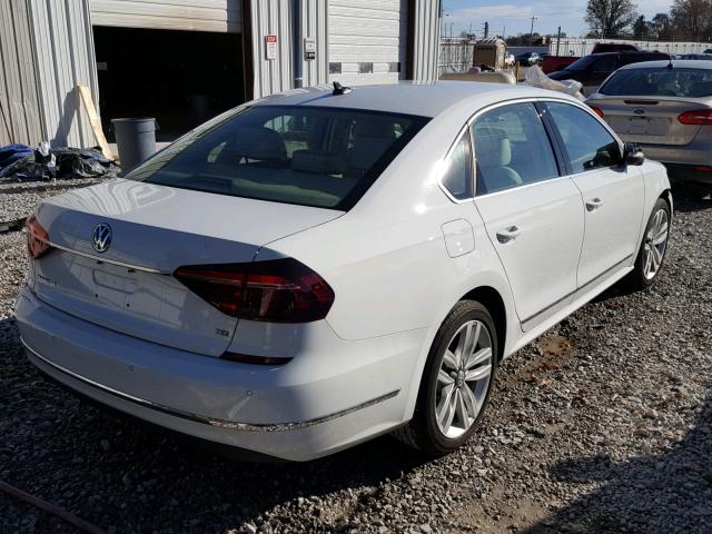 1VWGT7A36HC077230 - 2017 VOLKSWAGEN PASSAT SE WHITE photo 4