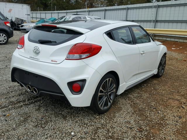 KMHTC6AE0GU275433 - 2016 HYUNDAI VELOSTER T WHITE photo 4