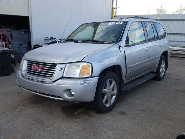 1GKDT43S792104813 - 2009 GMC ENVOY SLT SILVER photo 2