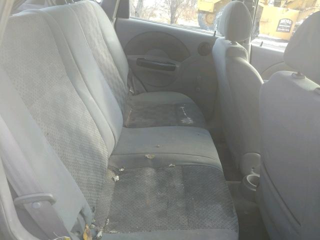 KL1TD62665B328192 - 2005 CHEVROLET AVEO BASE Qara foto 6