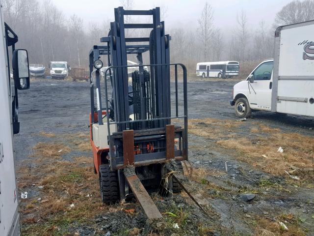 00CPJ0200009W3244 - 2000 NISSAN FORKLIFT ORANGE photo 1