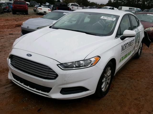 3FA6P0G71FR119554 - 2015 FORD FUSION S WHITE photo 2