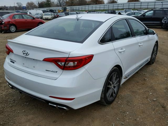 5NPE34AB7HH512261 - 2017 HYUNDAI SONATA SPO WHITE photo 4