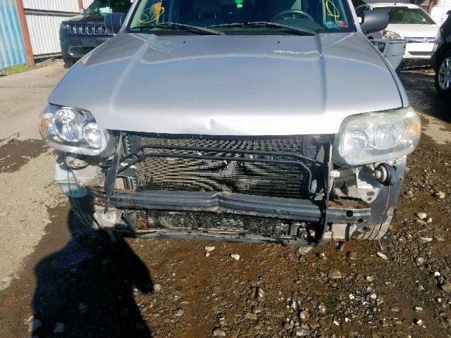 1FMYU93186KA12132 - 2006 FORD ESCAPE XLT SILVER photo 9