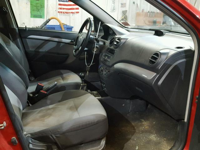 KL1TD6DE7BB185270 - 2011 CHEVROLET AVEO LS MAROON photo 5