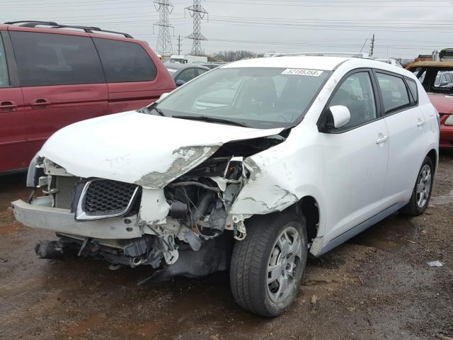 5Y2SM67029Z443913 - 2009 PONTIAC VIBE WHITE photo 2