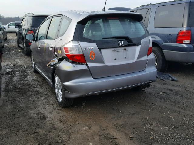 JHMGE8H41AS027489 - 2010 HONDA FIT SPORT GRAY photo 3