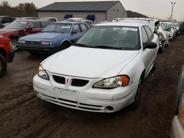 1G2NF52E44C250375 - 2004 PONTIAC GRAND AM S WHITE photo 2